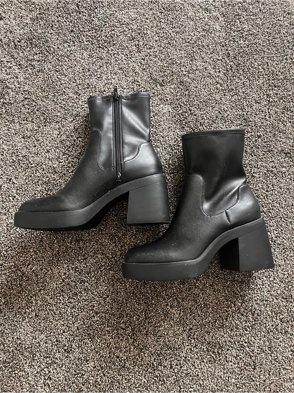 Women's Black Chunky Block Heel Ankle Boots